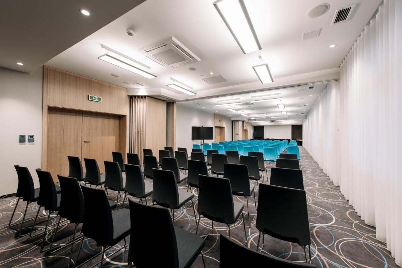Krowodrza Centrum Konferencyjno - Hotelowe Krakow Ngoại thất bức ảnh